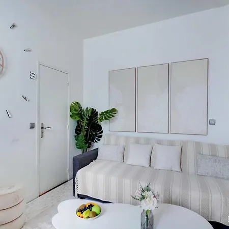 Cosy 2 Pers Voltaire פריז